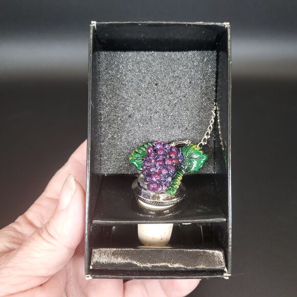 Purple Grape Pewter Wine Bottle Stopper – Hand Painted Cork Stopper - Picture 3 of 6